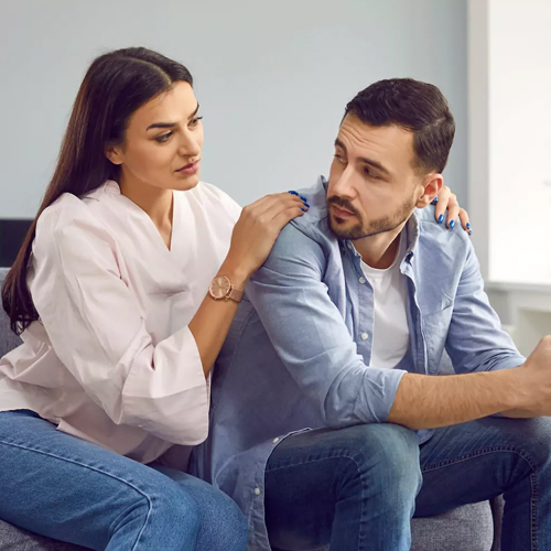 Relationship Tips: ऑफिस के काम से पति हो गए हैं परेशान, तो ऐसे मूड करें ठीक