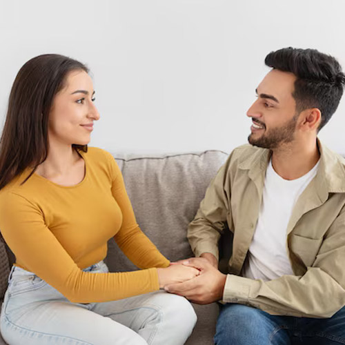 Relationship Tips: रूठ गई है लाइफ पार्टनर, तो इन तरीकों से मनाएं