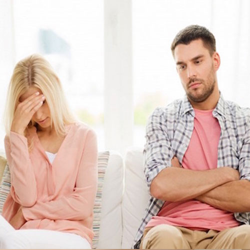 Relationship Tips: अपने पार्टनर से कभी न छुपाएं ये बातें, नहीं तो रिश्ते ने आएगी कड़वाहट