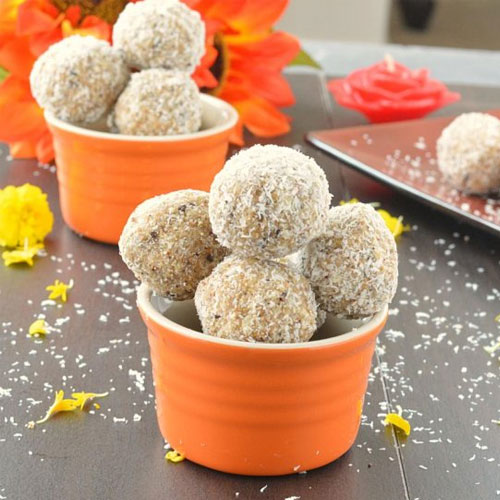 खास व्रत के लिए साबूदाना लड्डू-Sabudana Ladoo 