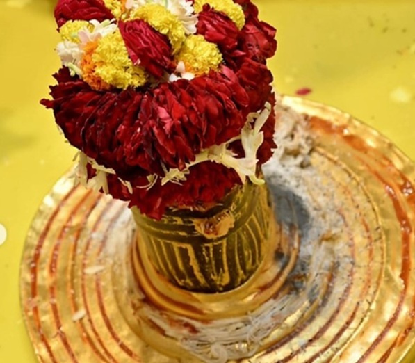 शनि प्रदोष : शिव गौरी और सूर्य पुत्र की उपासना का दिन, नोट कर लें राहुकाल
