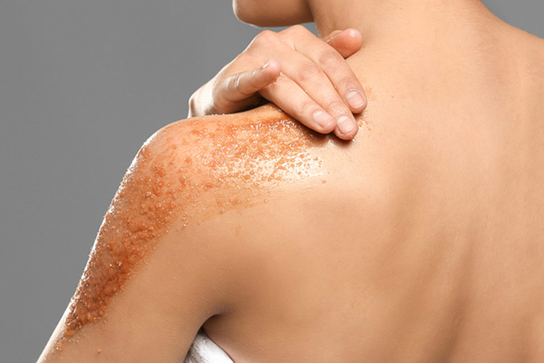 Skin Care Tips: स्किन केयर के लिए अपना लीजिए दादी नानी का नुस्खा, चमक जाएगा चेहरा