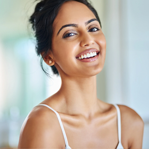Skin Care: बिना महंगे प्रोडक्ट्स के भी मिलेगी ग्लोइंग स्किन, अपनाएं ये आसान डेली रूटीन