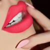 अपनी Skin के अनुसार चुनें Lipstick पाएं डिफरेंट Look 