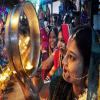 करवा चौथ : आखिर चांद को छलनी से क्यों देखती है महिलाएं 