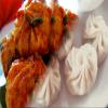 ऐसे बनाएं घर पर Veg Chilli Momos.... 