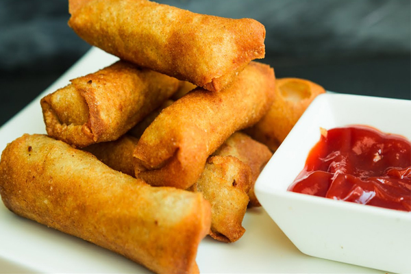 Spring Roll Sheet: घर पर बनाए बाजार जैसा स्प्रिंग रोल, यहां है आसान तरीका