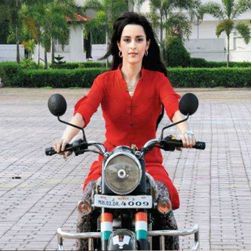  मिलिए टेलीविजन की Biker लेडी से   