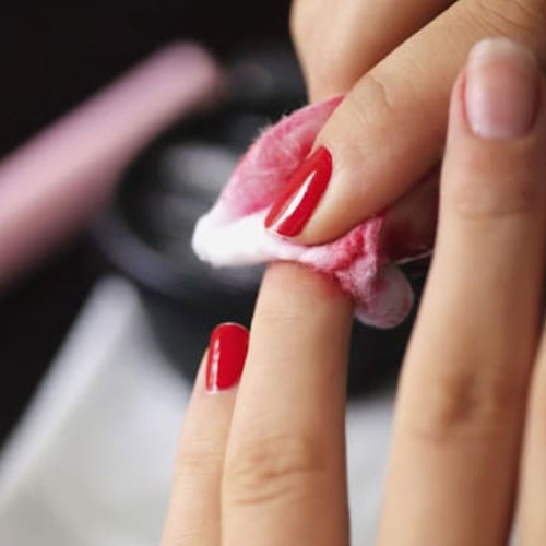 बिना थिनर के इस तरह हटा सकते हैं नेल पेंट, बहुत आसान है ये तरीके
